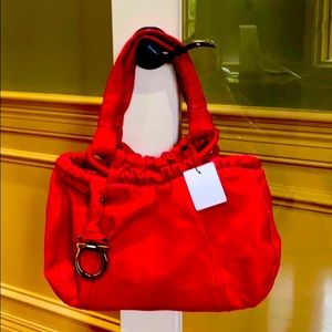 SALVATORE FERRAGAMO dusty rose leather pleated bag